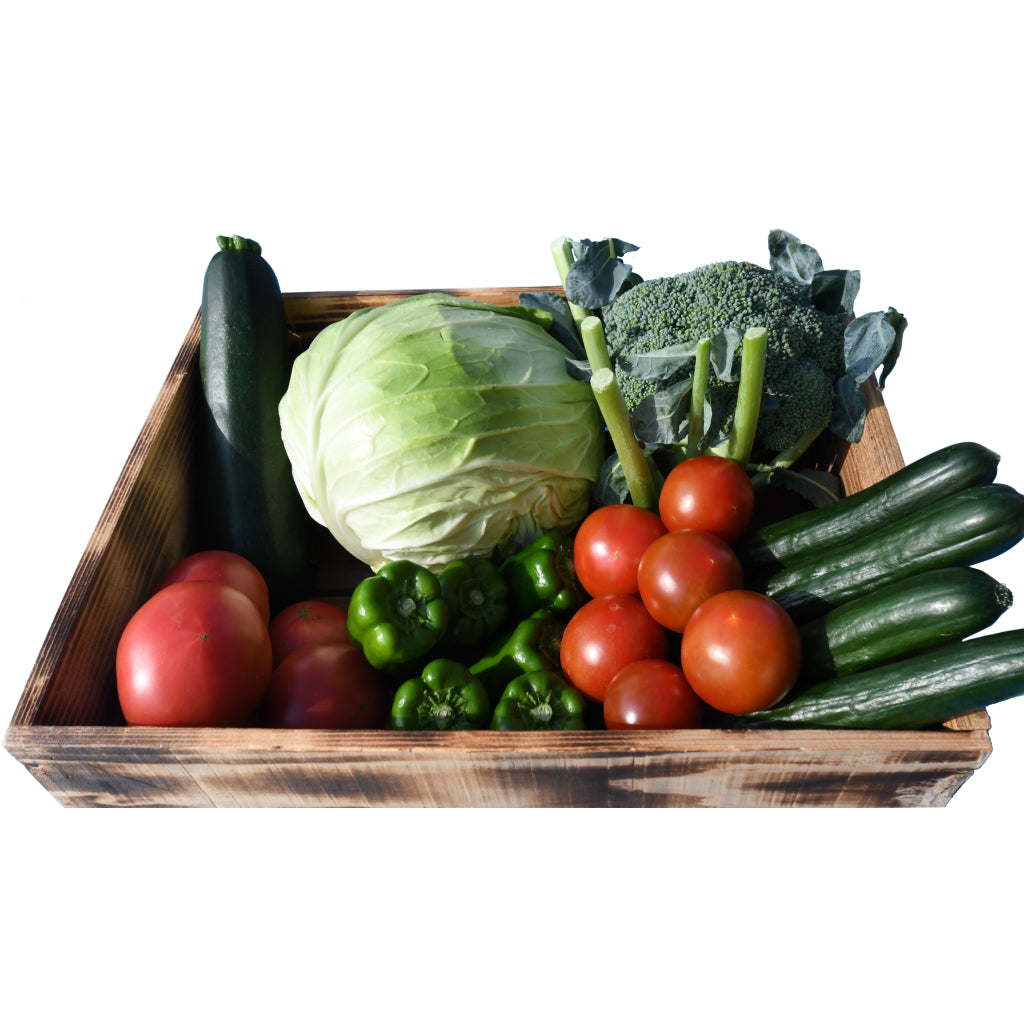 木箱に入っている野菜セット